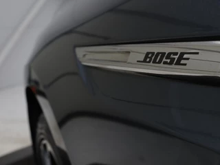 Renault Mégane Renault Mégane 1.3 TCe Bose | Trekhaak | Carplay |  Climate control | Navigatie | Dodehoek detectie | Park Assist | Cruise control - afbeelding nr 25