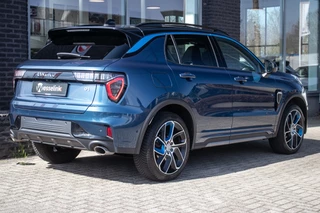 Lynk & Co 01 - All-in rijklrprs | Nav | 360 cam | Schuif/-kanteldak | Mem. stoel | 1800 KG trekgewicht - afbeelding nr 3