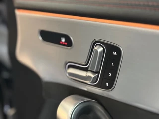 Mercedes-Benz CLA Mercedes-Benz CLA-klasse 200 Business Solution AMG | keyless | Pano | Memory | Sfeerverlichting | Multibeam - afbeelding nr 15