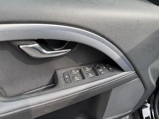 Volvo V70 Volvo V70 2.0 D4 Inscription Edition D4/ Leer/Navigatie/Airco-Ecc/Stoelverw/alu wielen - afbeelding nr 9