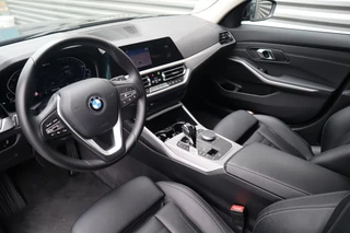 BMW 3 Serie BMW 3 Serie Touring 330e eDrive Edition Leder / Adaptieve Cruise / Elec Stoelen / Stoel verwarm / 1e eigenaar / NL-Auto - afbeelding nr 10