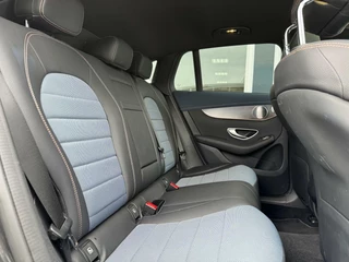 Mercedes-Benz EQC Mercedes EQC 400 4MATIC Premium Plus 80 kWh | Burmester | Schuifdak | HUD | Memory | Camera | - afbeelding nr 21
