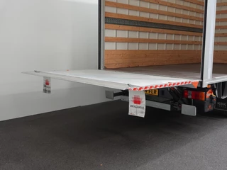 Mercedes-Benz Sprinter Mercedes-Benz Sprinter 315 Automaat Bakwagen Airco Cruise Camera Carplay Navigatie - afbeelding nr 17
