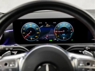 Mercedes-Benz A-Klasse 218Pk Automaat (SCHUIFDAK, GROOT NAVI, SFEERVERLICHTING, MEMORY SEATS, BURMESTER, CAMERA, LEDER/ALCANTARA, WIDE SCREEN, STOELVERWARMING, NIEUWE APK, NIEUWSTAAT) - afbeelding nr 25