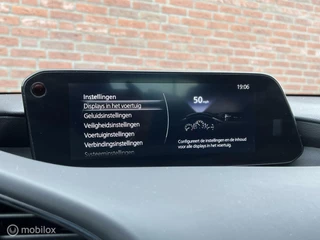 Mazda 3 Mazda 3 2.0 e-SkyActiv-G | 360°Camera | HUD | Stuurverw. | Stoelverw. | 1e eignr. | Dealeronderh. - afbeelding nr 34