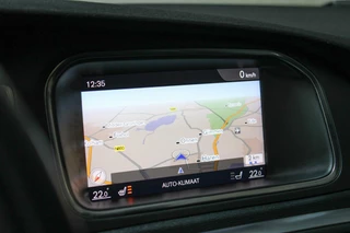 Volvo V40 Volvo V40 2.0 D3 Business Sport PANO| R DESIGN - afbeelding nr 51