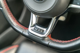 Volkswagen Golf Volkswagen Golf 2.0 TSI GTI Performance |Pano|Dyna|Leer|Keyless - afbeelding nr 29