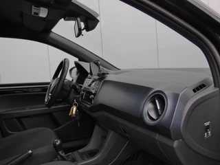 Volkswagen up! Volkswagen up! Active 5drs. Clima | Cruise | Camera | Vol! - afbeelding nr 22