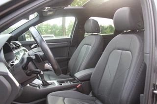Audi Q3 Audi Q3 Sportback 45 TFSI quattro edition one / Trekhaak / Panoramadak / Camera / Leder / 20'' / Matrix LED / Navigatie / Stoelverwarming / DAB / ACC - afbeelding nr 4