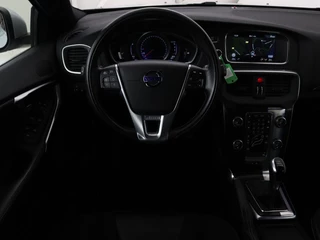 Volvo V40 Volvo V40 2.0 D2 R-Design | Stoelverwarming | Trekhaak |  Xenon | Leder/Alcantara | Navigatie | Parkeerhulp | Climate control - afbeelding nr 8