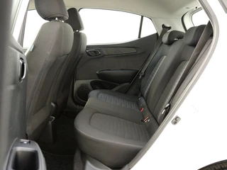 Hyundai i10 Hyundai i10 1.0 Comfort | Stoel/Stuurverwarming | Airco | Carplay navigatie - afbeelding nr 15