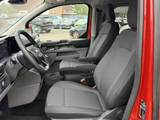 Ford Transit Custom Ford Transit Custom 300 2.0 TDCI L2H1 Limited DC | SCI | 136pk | Artisan Red | Dubbele Cabine | Trekhaak | Dubbele Schuifdeur | Bijrijdersstoel | Sidesteps | Bumperpakket | Zwarte velgen  | Stoelverwarming | Camera - afbeelding nr 26