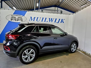 Volkswagen T-Roc Volkswagen T-Roc 1.5 TSI Life 75 Edition / Trekhaak / Virtual Cockpit / NL Auto - afbeelding nr 14
