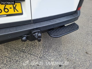 Volkswagen Crafter Volkswagen Crafter 177pk Automaat L3H3 Navi Trekhaak Airco Cruise Camera Parkeersensoren L2H2 12Airco Trekhaak Cruise control - afbeelding nr 9