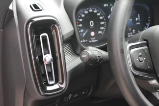 Volvo XC40 Volvo XC40 T4 Recharge R-Design | Parkeercamera | Stoelverwarming | Leder | Electr. Stoelen | Glossy Black | Keyless - afbeelding nr 28