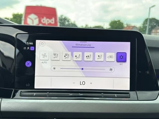 Volkswagen Golf Volkswagen Golf 1.5 TSI LIFE BUSINESS CAMERA/NAVI/CARPLAY/ACC - afbeelding nr 21