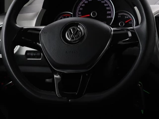 Volkswagen up! Volkswagen Up! 1.0 BMT high up! | Cruise control | Airco |  Bleutooth | LMV 15 inch | Parkeersensoren achter | Radio | LED dagrijverlichting - afbeelding nr 13