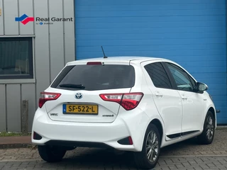 Toyota Yaris Toyota Yaris 1.5 Hybrid Design Red AUT CAMERA PDC EERSTE EIG - afbeelding nr 17