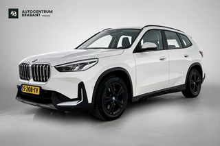 BMW iX1 XDrive30 Launch Edition 67 kWh. SoH 97% (NL-auto, 1e Eig, Dealer OnderH, Navi, Leder, Climate Con, Etc)