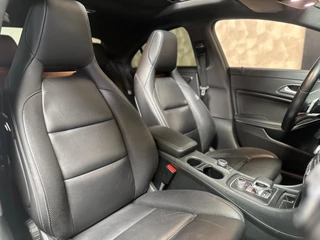 Mercedes-Benz CLA Mercedes-Benz CLA-klasse AMG 45 4MATIC Ambition | Pano | Side assist | Stoelververwarming | 19 inch - afbeelding nr 12
