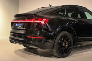 Audi e-tron Audi e-tron Sportback 55 quattro S edition 95 kWh B&O - afbeelding nr 22