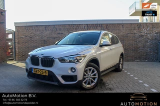 BMW X1 BMW X1 sDrive16d Executive | Parkeersonsoren | Aut. kofferbak - afbeelding nr 1