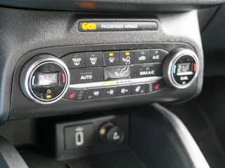 Ford Focus Ford Focus 1.0 EcoBoost ST Line Business | CAMERA | NAVIGATIE | WINTERPACK | - afbeelding nr 11