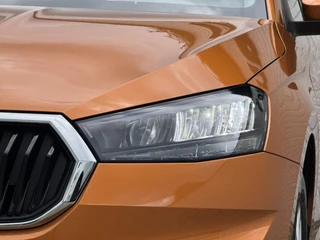 Škoda Fabia Skoda Fabia 1.0 TSI Ambition Clima Carplay Adaptive cruise Navigatie Pdc DAB radio - afbeelding nr 31