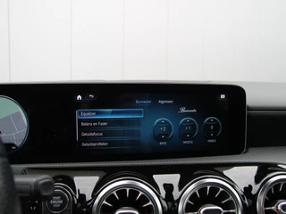 Mercedes-Benz A-Klasse Mercedes-Benz A-Klasse A35 AMG 306pk 4MATIC | Pano | Burmester - afbeelding nr 31