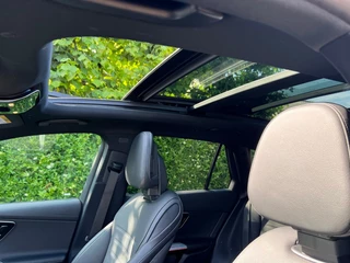 Mercedes-Benz GLC Mercedes-Benz GLC GLC 400e 4-Matic AMG int + ext, Distr, HUD, Panodak, Memory - afbeelding nr 10