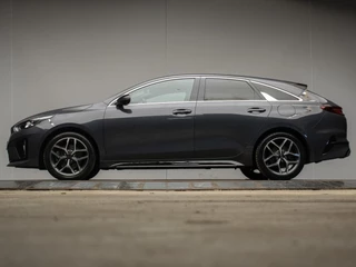 Kia ProCeed Kia ProCeed 1.4 T-GDI GT-Line Sport (APPLE CARPLAY,NAVI,CAMERA,PDC,LED,LANE ASSIST,STOEL/STUUR VERWARMING,SPORTSTOELEN,LM VELGEN) - afbeelding nr 1