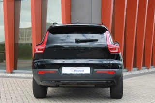 Volvo XC40 Volvo XC40 T4 Recharge R-Design | Stoelverwarming | Parkeercamera | BLIS | Pilot Assist | Electr. Stoelen | Glossy Black | Keyless - afbeelding nr 4