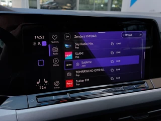 Volkswagen Golf 1.5 TSI 131pk 1st Edition | Origineel NL | Navi | Apple Carplay+Android Auto | Clima | Adap.Cruise | Led Koplampen | Stoel+Stuurwielverwarming | Rijstrook+Licht+Regensensor | Privacy Glass - afbeelding nr 14