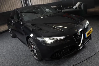 Alfa Romeo Giulia Alfa Romeo GIULIA 2.0 T GME AWD Ti 280 Pk / FACELIFT / Aut / Navi / Camera / Memory / Acc / Lane Assist / Led / 19 Inch - afbeelding nr 35