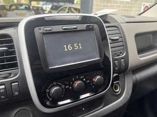 Renault Trafic Renault Trafic 1.6 dCi 125 pk L2H1 3 zits cruise nav trekhaak luxe - afbeelding nr 7