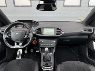 Peugeot 308 Peugeot 308 2.0 BlueHDI 150PK GT-Line Navi Pano Trekhaak Camera NW APK! - afbeelding nr 12