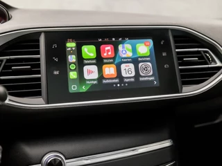 Peugeot 308 Peugeot 308 SW 1.2 PureTech Sport (PANORAMADAK, APPLE CARPLAY, GROOT NAVI, PARKEERSENSOREN, SPORTSTOELEN, GETINT GLAS, CRUISE, LANE ASSIST, NIEUWE APK, NIEUWSTAAT) - afbeelding nr 9