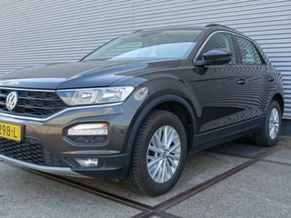 Volkswagen T-Roc Volkswagen T-Roc 1.0 TSi Style I NL-Auto I Airco I Cruise I Android/Apple I Trekhaak I - afbeelding nr 33