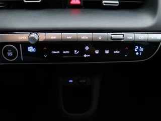 Hyundai IONIQ 5 Hyundai IONIQ 5 77 kWh Style Warmtepomp | Private lease 599 p.m. - afbeelding nr 38