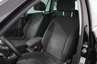 Volkswagen Tiguan Volkswagen Tiguan 1.5 TSI 150pk DSG Comfortline Volkswagen Tiguan 1.5 TSI 150pk DSG ACT Comfortline | Navigatie | Apple Carplay/Android Auto | Climate Control | Electrische achterklep | Digitale Cockpit - afbeelding nr 11