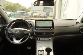 Hyundai Kona Hyundai Kona EV Premium 64kWh -LEER-ECC-S.DAK-TREKHAAK- - afbeelding nr 11