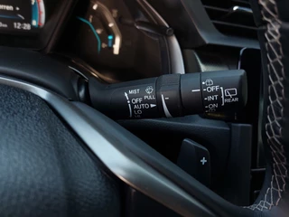 Honda Civic 1.0 i-VTEC 126pk Automaat Elegance | Navi | Apple Carplay+Android Auto | Clima | Adap.Cruise | Pdc V+A+Camera | Rijstrook+Licht+Regensensor | Mistlampen | Privacy Glass | 17''lm - afbeelding nr 20