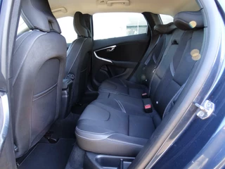 Volvo V40 Volvo V40 1.5 T2 Polar+ automaat  Virtual cockpit / Carplay - afbeelding nr 25