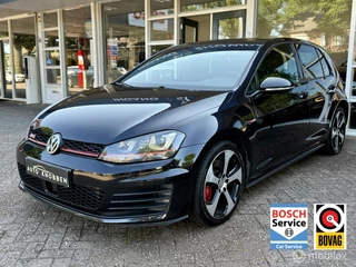Volkswagen Golf - 262220989-0