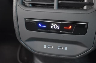 SEAT Leon Seat Leon 1.0 eTSI FR Business Intense | Cruise control | Digitale Dash | Carplay | - afbeelding nr 21