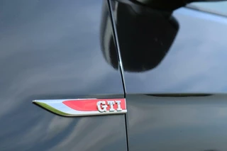 Volkswagen Golf Volkswagen Golf 7.5 GTI Performance / Vol Opties! / 245PK! / DSG / ACC / Pano / DynAudio / Virtual Cockpit / Navi / 19