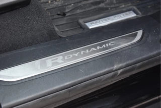 Land Rover Range Rover Velar Land Rover Range Rover Velar 2.0 P250 Turbo AWD R-Dynamic Drive Pro Pack | Keyless | Digitale tellers | Pano.dak | Carplay | Adapt.CC | Camera | Meridian | Elekt.stoelen - afbeelding nr 45
