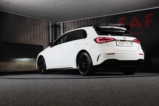Mercedes-Benz A-Klasse Mercedes-Benz A-klasse 250 e AMG 45 Look / AUT / Digital Cockpit / Cruise Control / Sfeerverlichting / Camera / Pano / 19 Inch - afbeelding nr 3
