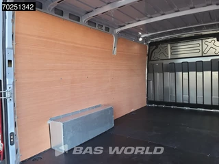 Iveco Daily Iveco Daily 35S21 3.0L Automaat Laag dak L2H1 2025model Unieke kleur! LED Navi ACC Camera 8m3 Airco Trekhaak - afbeelding nr 9