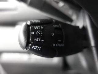 Opel Vivaro Opel Vivaro 2.0 CDTI L3H1 145pk Dubbele Cabine Edition Navigatie Trekhaak Cruise control Airco - afbeelding nr 24